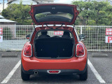 ◆LIBERALAは、輸入車選びの新たなスタイルを提案するインポート・セレクト・ブランドです。オーナー様となる方がクルマから直接感じる感性を第一にした、最良の一台との出会いをコーディネートいたします。