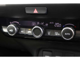 フルオートエアコンで車内はいつでも快適空間♪