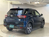 リヤ、後ろから見るとまた車の印象が変わってきますね☆☆