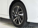 認定中古車では、厳しいHonda認定基準をクリアした厳選されたHonda認定中古車のみ、取り扱っております。「ご購入前の安心」「納車後の信頼」を車両と一緒に提供しております。
