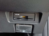 【ETC2.0車載器装備】 高速道路・首都高速、アクアライン走行時に便利な、ETC2.0装着車です。