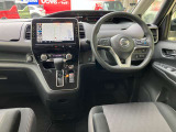 足元も広く高い目線で運転しやすい!室内状態も良好です!高速道路運転支援システムプロパイロット・衝突軽減エマージェンシーブレーキ・踏み間違い防止アシスト機能などの安心・安全装備が充実!