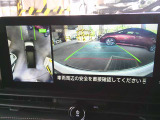 アラウンドビューモニター付き!車両を真上から見ているような映像で車庫入れも安心!!
