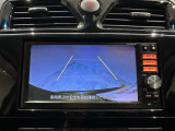 バックモニターが付いているので、駐車も安心です