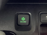★ECONスイッチ★ エコドライブを加速しよう!スイッチをONにすると、運転の仕方によるロスを抑え込み燃費をよくするようクルマが頑張ります(*^ー^*)燃費向上にチャレンジ♪
