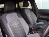 運転席の状態も良好。シートのへたりや使用感も少なく、丁寧に扱われてきたことがうかがえます。