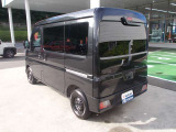 お車の隅々まできれいに致します☆展示前に外装もしっかり磨いております!
