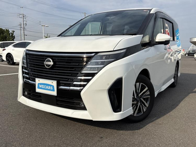 セレナ 1.4 e-POWER ハイウェイスターV 