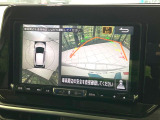 【アラウンドビューモニター】専用のカメラにより、上から見下ろしたような視点で360度クルマの周囲を確認することができます☆死角部分も確認しやすく、狭い場所での切り返しや駐車もスムーズに行えます。