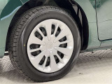 タイヤサイズは165/65R14!ホイールキャップ1枚無いので納車時に取り付けてお渡しとなります。残り溝は5ミリ程度です!