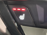 シートヒーターが付いています!寒い日に便利な装備ですね。