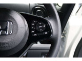 Hondaセンシングの機能のひとつ、アダプティブクルーズコントロール付!アクセルから足を離しても設定したスピードと前車との車間を保ち走行してくれます!車線維持もアシスト☆高速道路で疲労軽減ですね☆