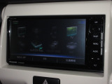 ナビゲーションはパナソニックメモリーナビ(CN-RE05WD)を装着しております。AM、FM、CD、DVD再生、Bluetooth、音楽録音再生、フルセグTVがご使用いただけます。