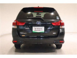 ■ハイマウントストップランプ採用で、後続車に対して自車の存在をアピールしてくれます!