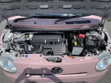 エンジンルームの画像です。店舗にて現車の確認もいただけますので、お電話で在庫のご確認の上是非ご来店くださいませ!!!ワクワクするクルマ選びをご提案します!