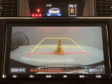 『バックモニター』を装備!駐車の際の、サポートツールとしてとっても便利!駐車が苦手な人、バックに自信がない人、だけでなく、皆さんに便利!でも、それだけに頼るのは危ないですね。