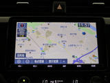 ★ディーラーオプションの大画面SDナビが装備されています!地図情報の更新も出来ますので安心してお使い頂けます!