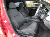 運転席には高さ調整ができる『シートハイトアジャスター機能』が付いています!これなら小柄な方にも大柄な方にも自分にぴったりの運転姿勢がとれますね〜!