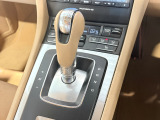 ご納車後は最寄りのポルシェセンターにてメンテナンス、保証をお受けいただけます。