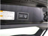 パワーバックドア装備!リヤゲートのスイッチを押すだけでバックドアが閉まります!運転席周りからも開閉の操作ができます♪