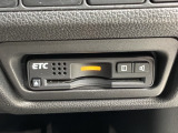 いまや快適なカーライフに欠かせないETCが付いています。