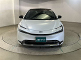 「中古車ハイブリッド保証」付。HV機構を無償で保証します。保証期間は、初度登録年月から10年目まで、またはロングラン保証が終わってから3年間。ただし累計走行距離が20万km以内
