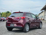 【MAZDA2】マツダのメーカー名を冠したコンパクトカーです。小さめの車体で運転しやすく、かつ5人乗りなので、家族が増えても安心です。「好きを探せる相棒」をコンセプトに誕生しました。外装は研磨をしております