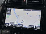 純正ナビを装備。タッチパネル式で使いやすく、お出かけもラクラクです。