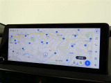 【ディスプレイオーディオ】・・・大型ディスプレイに各種オーディオ機能(AM/FMチューナー、Bluetooth対応)とスマートフォン連携機能を搭載。