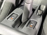 【シートヒーター】寒い日に重宝するシートヒーター!エアコンより早く温まってくれるので寒がりの人も安心ですね♪エアコンの温風は乾燥するから苦手、という方にもをおすすめです。