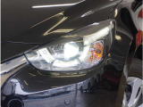 【LEDヘッドライト】省電力で長寿命の明るく運転しやすいLEDヘッドランプです。明るく照らすので暗い夜道からお客様を守ってくれます。お近くの広島マツダまでお越しください。