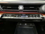 オートエアコン装備です。オートで空調を行ってくれるので車内は、とっても快適!だからドライブもさらに楽しい!
