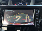 ★バックモニター★後退時に車両の後ろ側を画面に表示します。車庫入れなどでバックする際に後方確認ができ便利です。車庫入れが苦手な人もこれで安心。