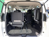 【ラゲッジスペース】展示車両のシートアレンジなど実際にお使いになるシチュエーションを想像しながらご覧いただけます♪