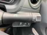 インテリジェントオートライトシステム。ハイビームアシストは前方用察知カメラで、対向車のライト、道路周辺の明るさを察知。手動で切り替えるわずらしさを軽減します。