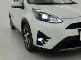 フォグランプ装着車です。暗い夜道の車両前方を明るく照らします