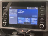 ディスプレイオーディオやカーナビは、現代のドライブにおいて欠かせない装備のひとつです。初めての場所でも迷いにくく、快適なルート案内で運転をサポートします。移動中のエンターテインメント性も高まります。