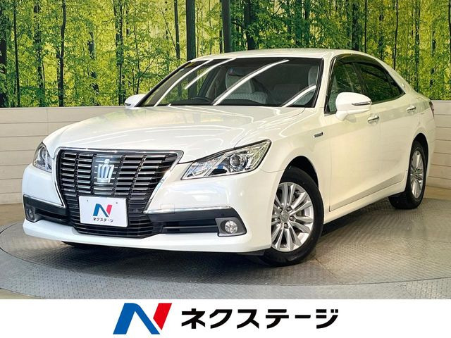 トヨタ クラウン 