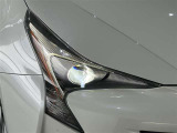 LEDヘッドライトです。デザイン性がよくとても明るいので、夜間の走行や悪天候でも安心です。しかも長寿命!