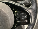 【アダプティブ・クルーズ・コントロール】予め設定した車速内でクルマが自動的に加減速。 前走車との適切な車間距離を維持しながら追従走行し、高速道路でのドライバーの疲労を軽減してくれる嬉しい機能付♪