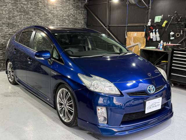 トヨタ プリウス 1.8 S 全国1年保証/フルエアロ/シュタイナー18イ の