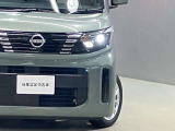 【ハイビームアシスト】先行車や対向車のライト、周辺の明るさに合わせて、ハイ・ロービームを自動で切り替え。切り替えのわずらわしさと切り替え忘れを無くしてくれます!