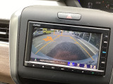 バックカメラにはカメラの他にセンサーで危険を知らせてくれるサポート機能も付いてます!