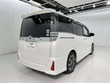 荷物をたっぷり載せて広々ドライビング♪夏でも冬でも、アウトドアやショッピングを思い切り楽しみましょう!