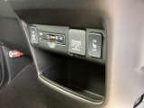 ETC付いてます。ETCが使用可能な道路通行料はキャッシュレスでスマートに走行できます。再セットアップして納車致します。