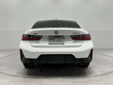 弊社ではオーナー様の安心安全ドライブをサポートさせていただくためにもBMW自動車保険をお勧めしております。