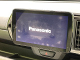 【大画面ナビ】人気の大型9インチナビを装備。存在感のある大画面はインパクト大!ナビ利用時のマップ表示は見やすく、テレビやDVDは臨場感がアップ!いつものドライブがグッと楽しくなります♪