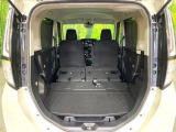 普段のお買い物や通勤、送迎等に十分な荷室スペースを確保しております。セカンドシートを倒すと、大きな荷物の積載も可能です♪