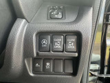 運転席からもパワースライドドアの開閉が可能です!