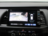 バックカメラの画像です。ガイドラインがスムースな車庫入れをサポートいたします!車庫入れの安心感がアップしますね☆